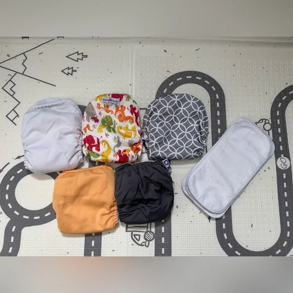 Cloth Diaper Set - Picture 1 of 3